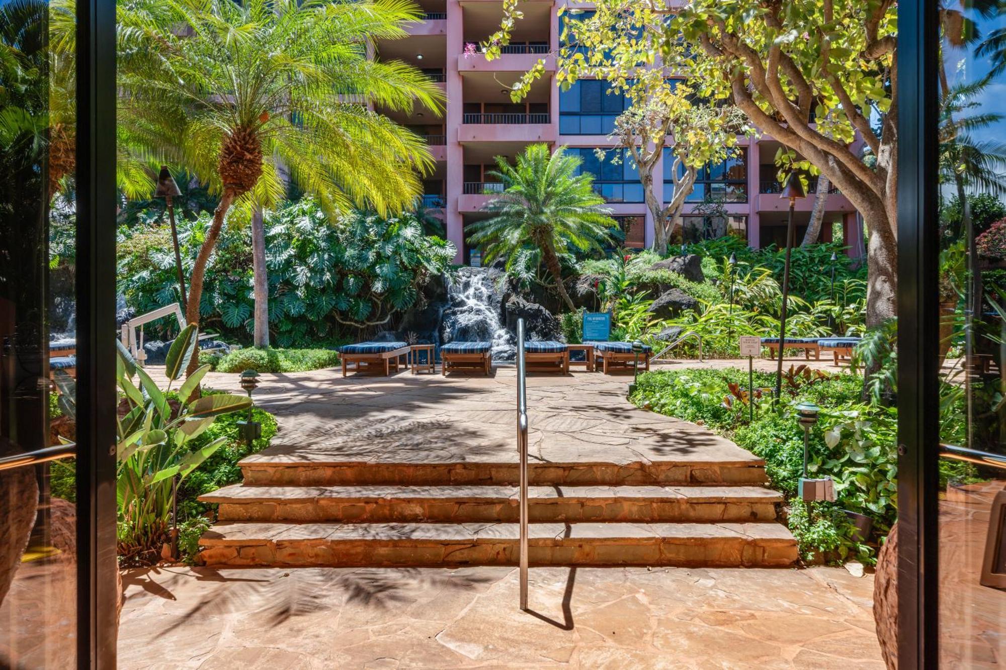 Kahana Falls Resort Napili-Honokowai Buitenkant foto